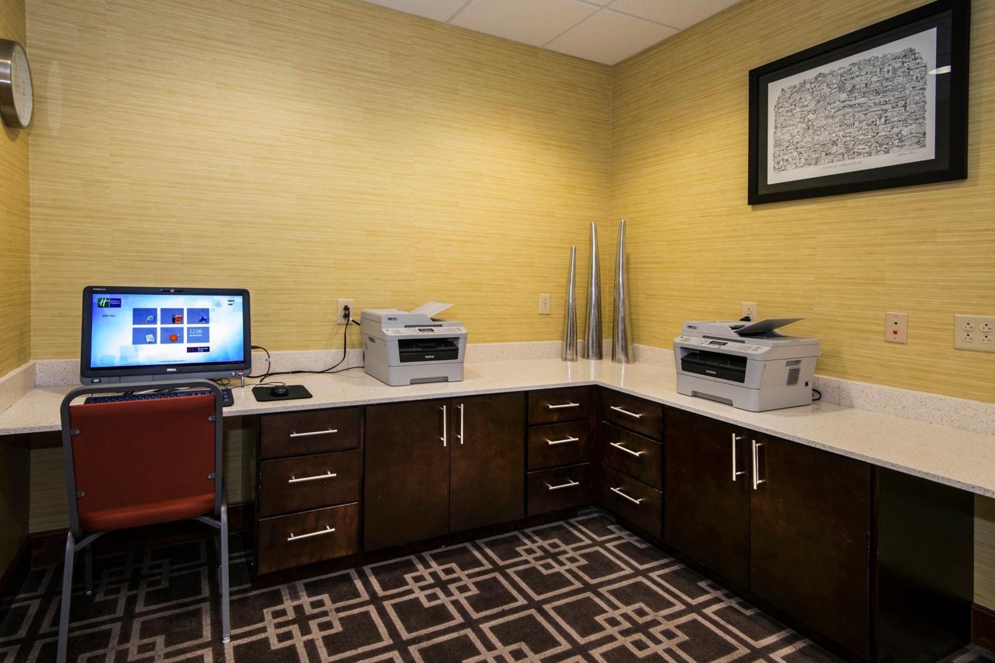 Holiday Inn Express Conway By Ihg Экстерьер фото