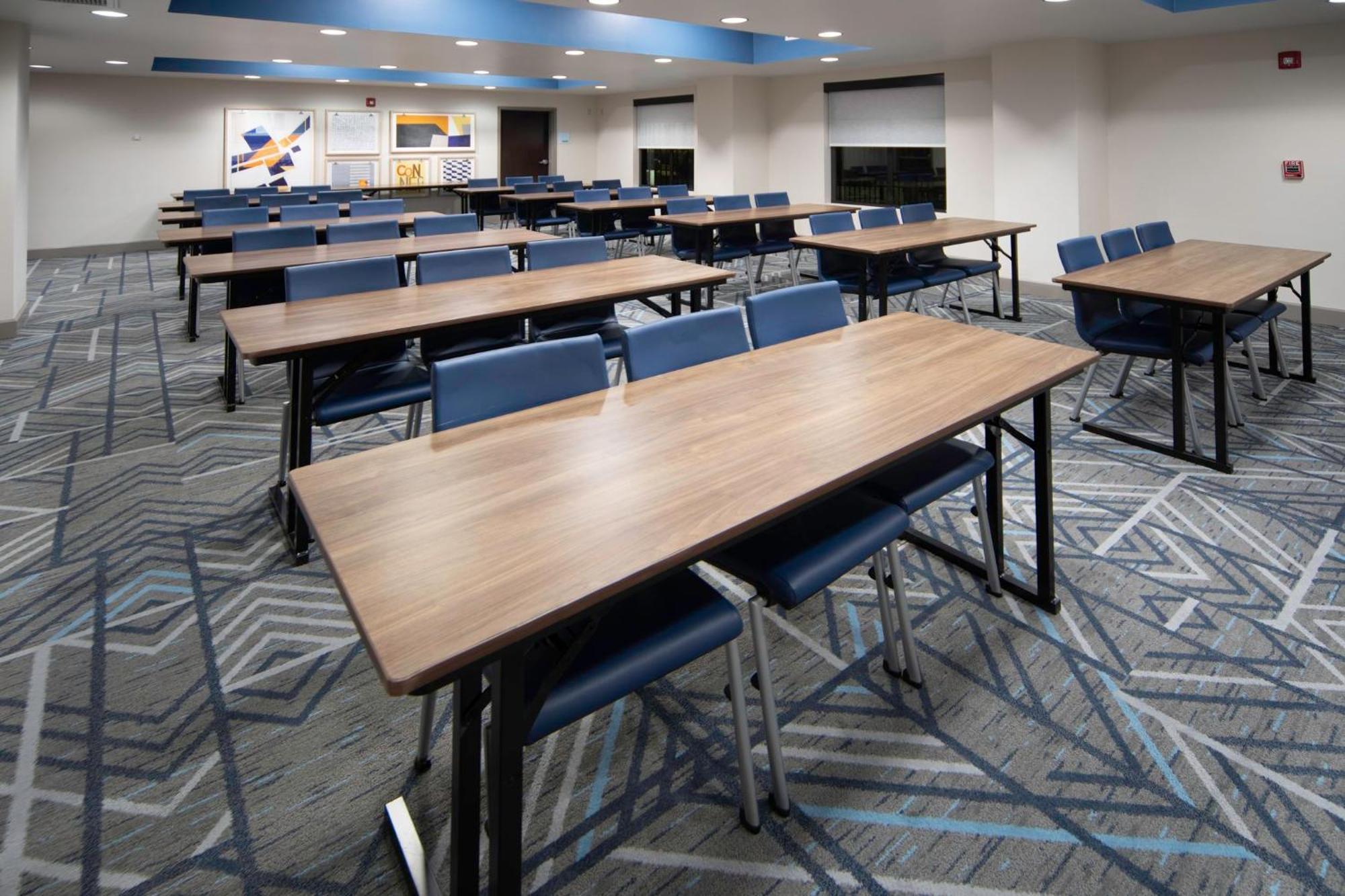 Holiday Inn Express Conway By Ihg Экстерьер фото