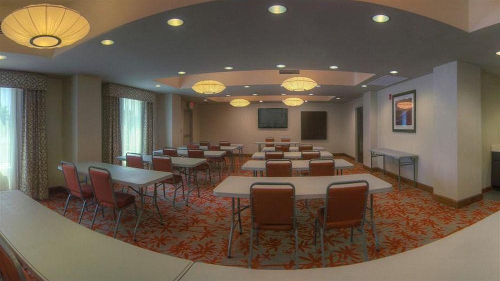 Holiday Inn Express Conway By Ihg Экстерьер фото
