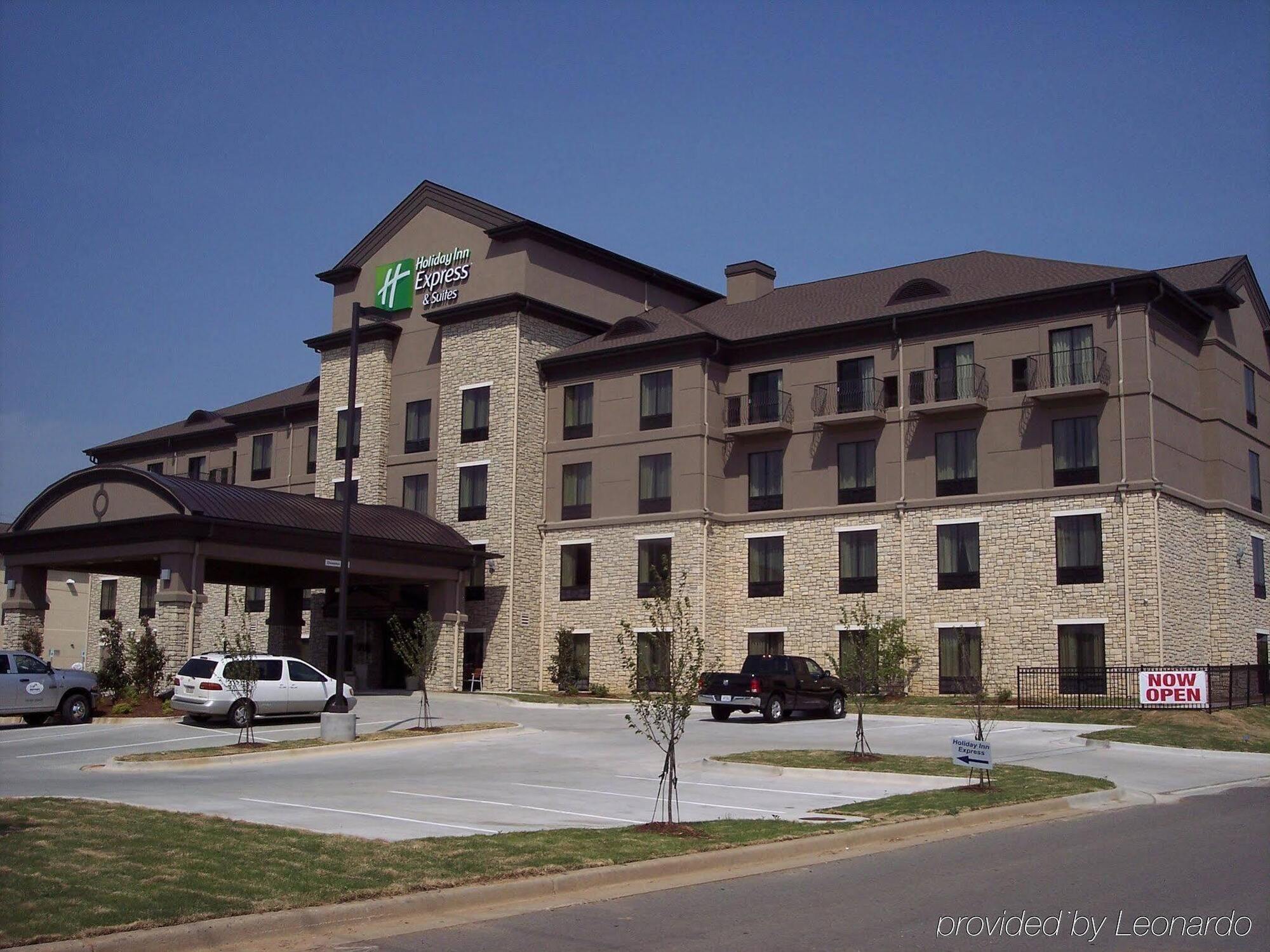 Holiday Inn Express Conway By Ihg Экстерьер фото